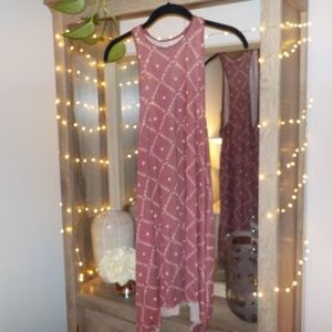 URBAN OUTFITTERS 💐 Maroon Patterned Mini Dress